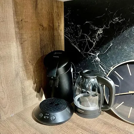 A 10 Min Du Centre De Netflix Apartamento